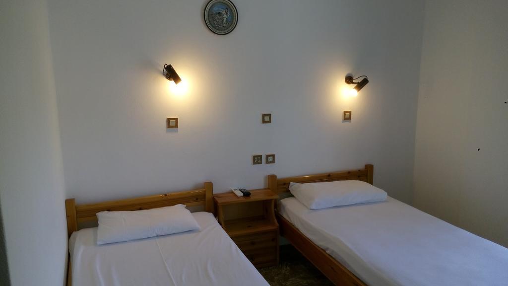 Filoxenia Rooms Makrilies Pokoj fotografie